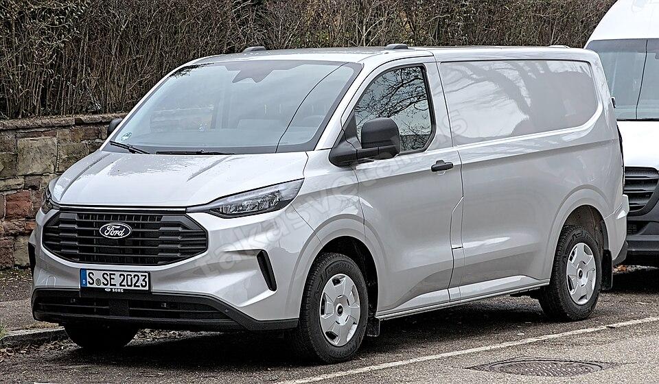 Sahibinden 2023 Ford Transit Custom 320S Trend Panelvan — Garantili