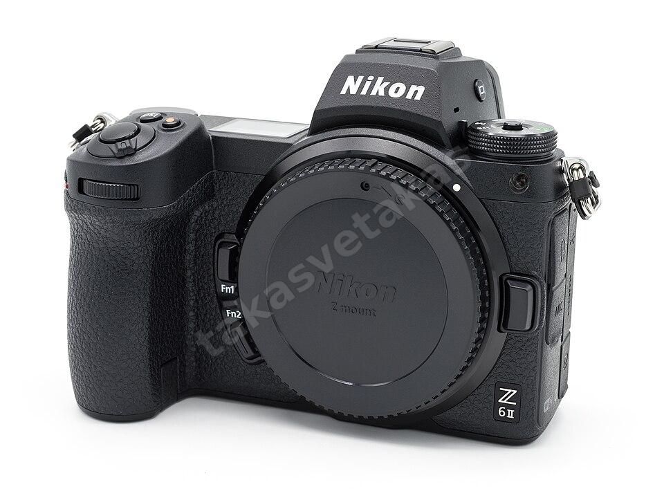 Nikon Z6 II + Nikkor Z 24-70 mm f/4 S Kit — Çok Temiz