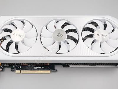 Gigabyte GeForce RTX 4070 Aero OC 12 GB Beyaz — Faturalı