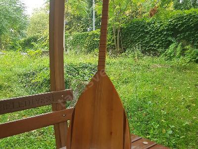 Uzun sap bağlama, dilimli tekne, kılıflı